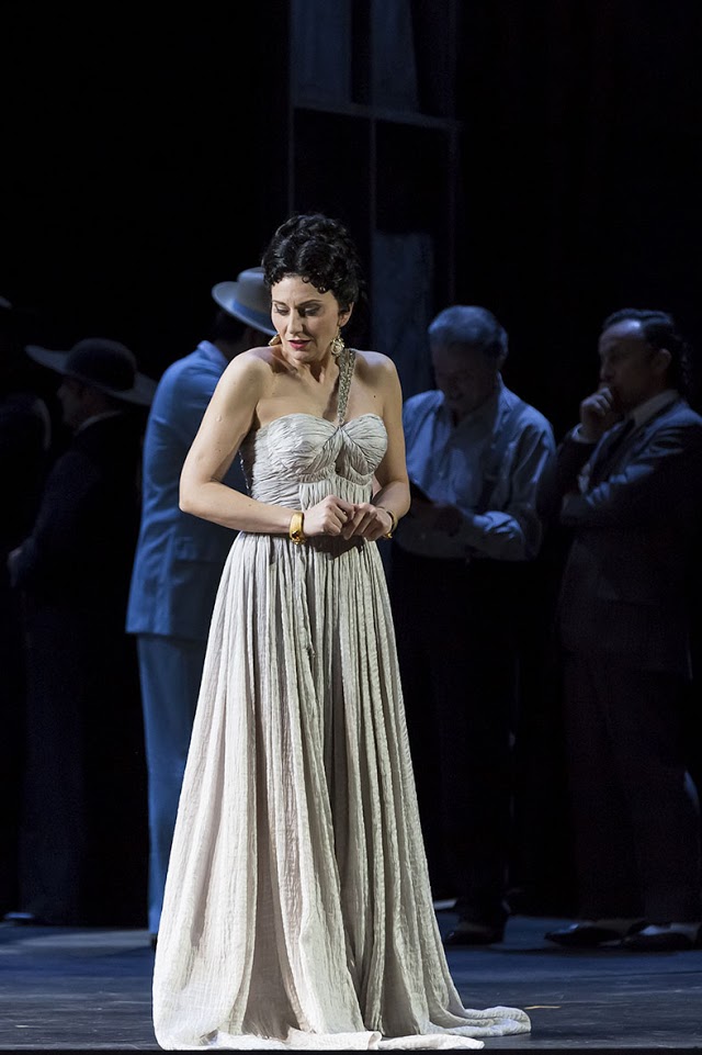 Daniela Pini (Angelina). Teatro Regio di Torino. © Ramella&Giannese - Edoardo Piva