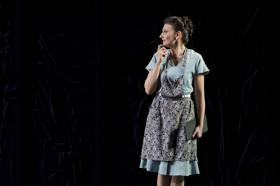 Daniela Pini (Angelina). Teatro Regio di Torino. © Ramella&Giannese - Edoardo Piva