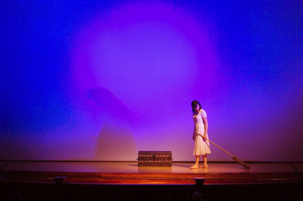 Daniela Pini (Angelina). Teatro Adolfo Mejía di Cartagena, Colombia. © Carlos Pineda