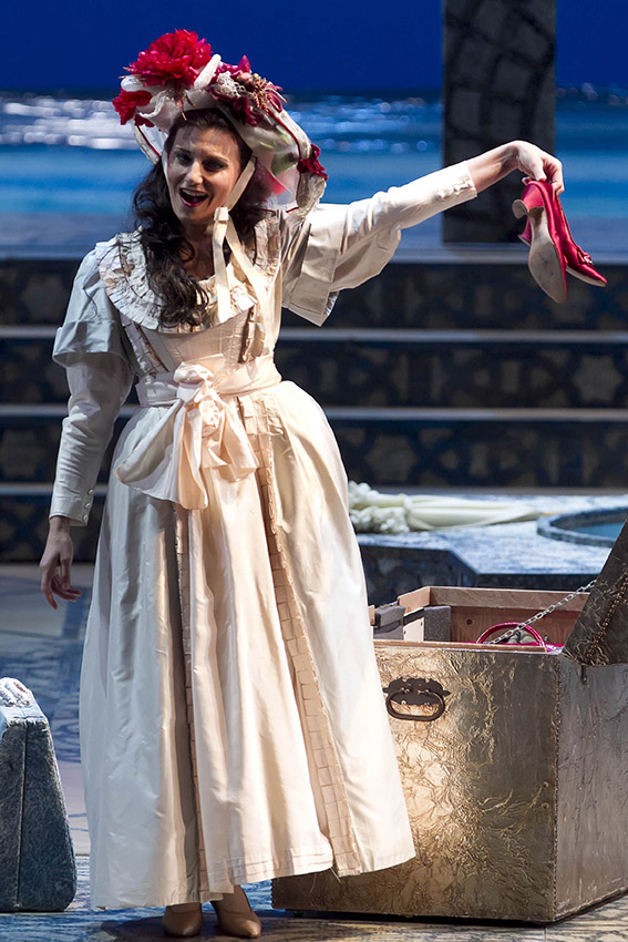 Daniela Pini (Isabella). Teatro Regio di Torino, © Edoardo Piva