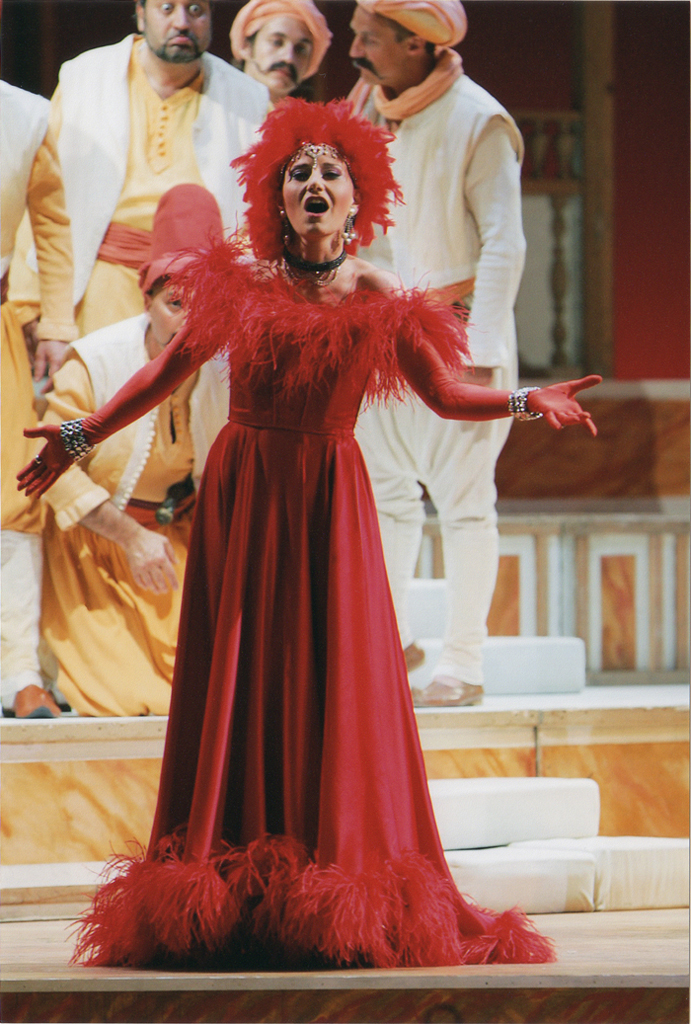 Daniela Pini (Isabella). Teatro Verdi di Trieste. © Fabio Parenzan